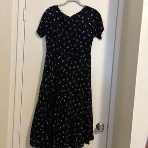 Chic Black and White Midi Dress